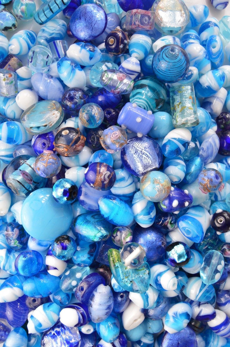 ARTSY CRAFTS 40 Pcs Assorted Blue Lampwork Glass Beads, Glow in