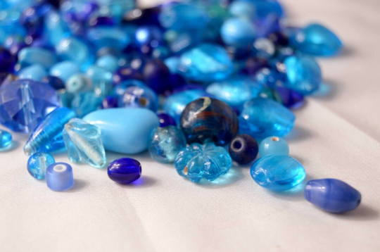 Fine Quality Czech Glass Bead Mix by the Pound - 7 Colors to Choose Fr –  Lilah Ann Beads